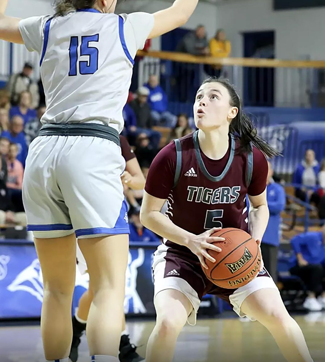 A recently passed NCAA rule granted Lauren Lee another year of eligibility to play Division I basketball. (Photo by Brett Pierce/CU Sports Information Department)